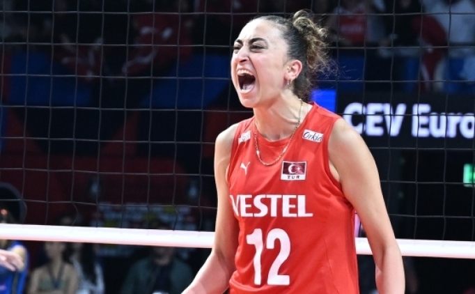 Elif �ahin: 'Set vermeden bitiren tek tak�m�z'