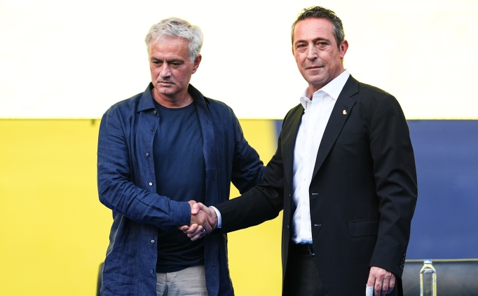 Fenerbah�e'de s�radaki transfer sol bek!