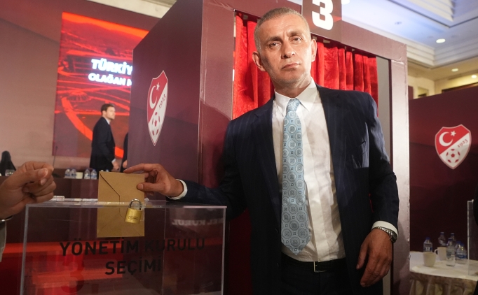 TFF'den futbolculara k�t� haber!