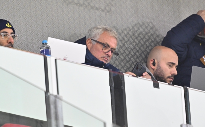 Trib�n lideri Mourinho