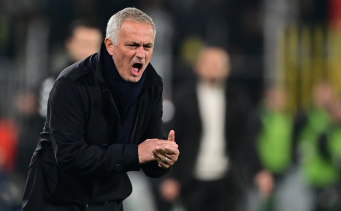 Jose Mourinho'dan iki de�i�iklik!