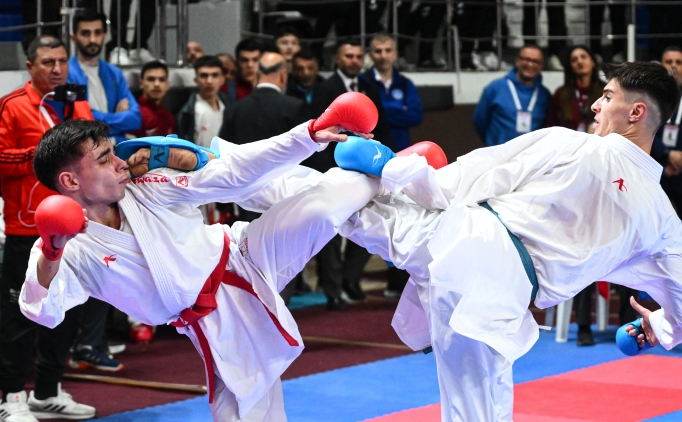 mit ve Genler Karate ampiyonas Ankara'da balad