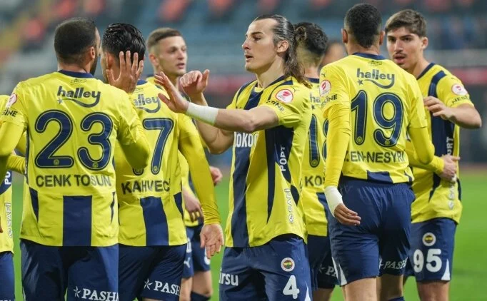 Fenerbahe'de 4 eksik, 2 isim snrda