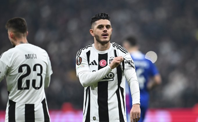 Be�ikta�'ta Rashica sevinci!