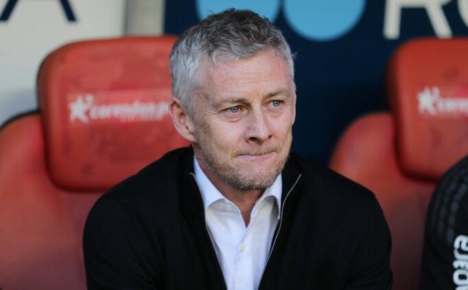 Solskjaer: 'Ba�kan�m, acil 2 transfer!' 