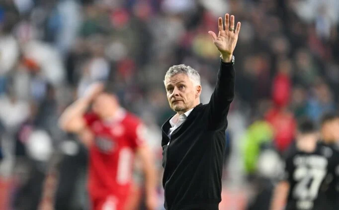 Ole Gunnar Solskjaer'den transfer ve ayrlk yant!