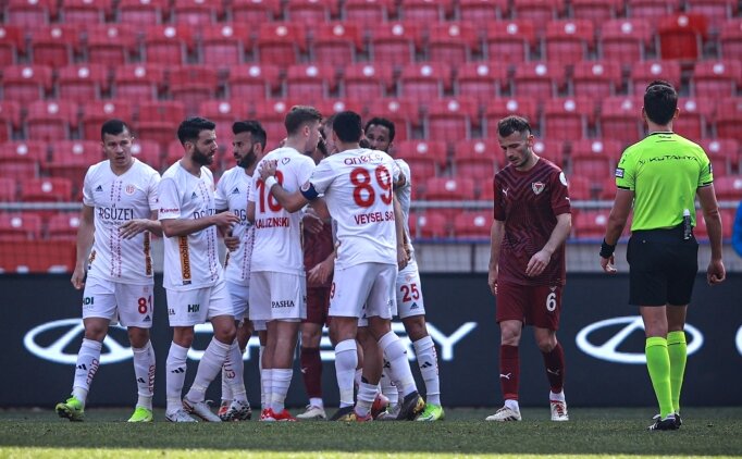 Antalyaspor'un deplasmanda galibiyet hasreti son buldu