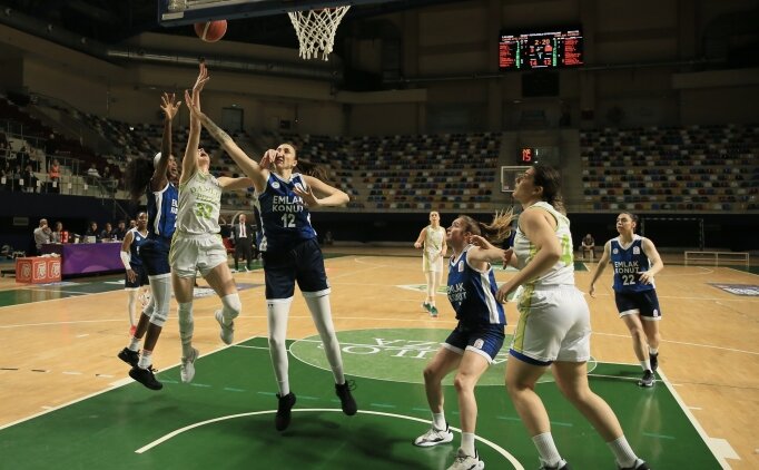 Emlak Konut, deplasmanda �ok farkl� galip