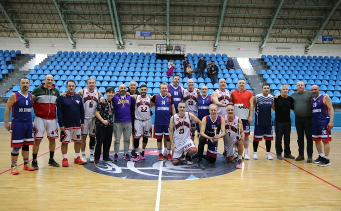 Edirne Uluslararas� Veteran Basketbol Turnuvas� sona erdi