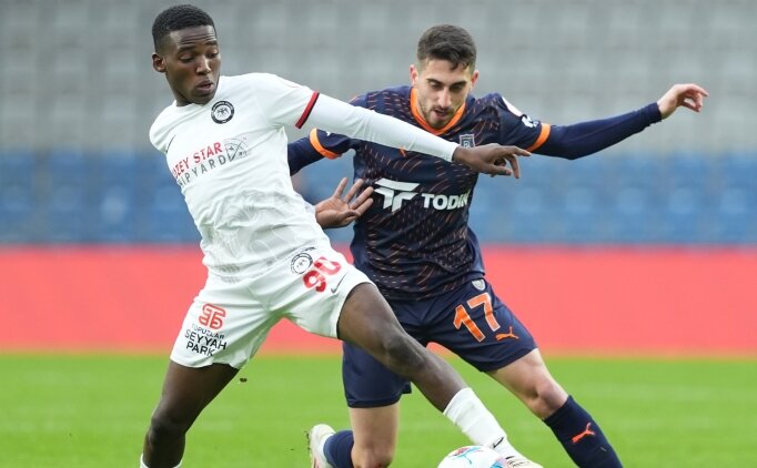 Can G��er: '�stanbul'da antrenman yapacak saha imkan� bulamad�k'