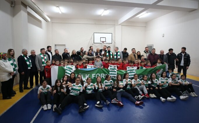 Miniklere Bursaspor s�rprizi!