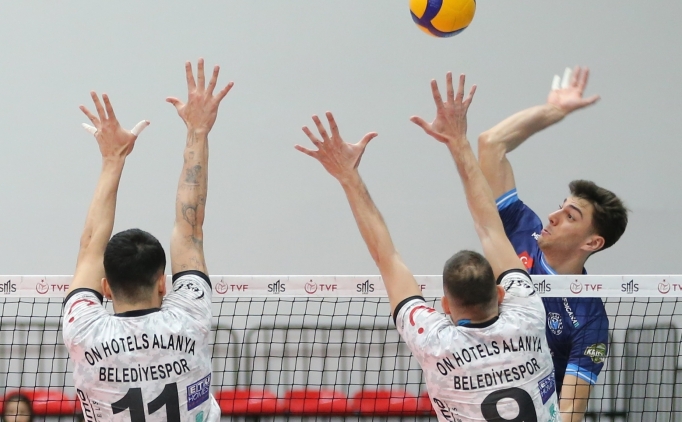 Arkas Spor, Alanya Belediyespor'u zorlu ma�ta yendi