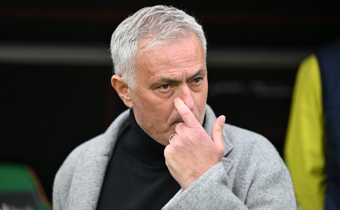 Jose Mourinho: 'Biz a�lam�yoruz! Haftaya oynamayacaklar'