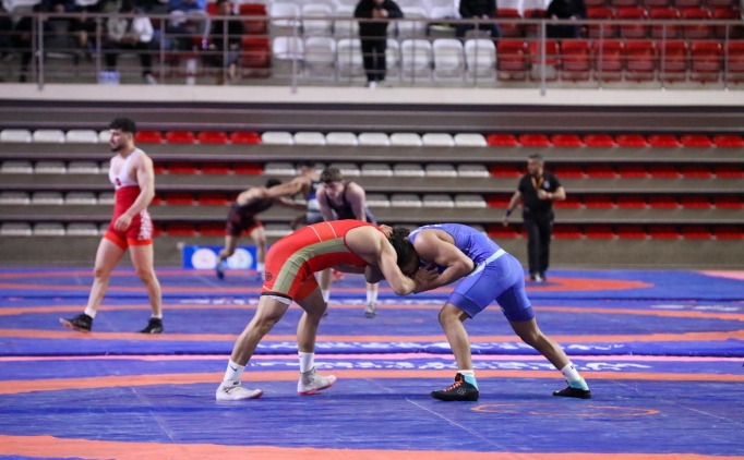 23 Ya� Alt� T�rkiye G�re� �ampiyonas�, Sivas'ta ba�lad�