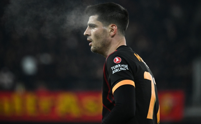 Galatasaray'�n y�ld�z�, Kas�mpa�a ma��nda yok!