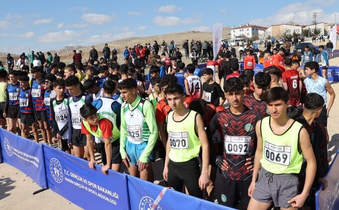 Okul Sporlar� Kros Grup Yar��lar�, Mardin'de yap�ld�