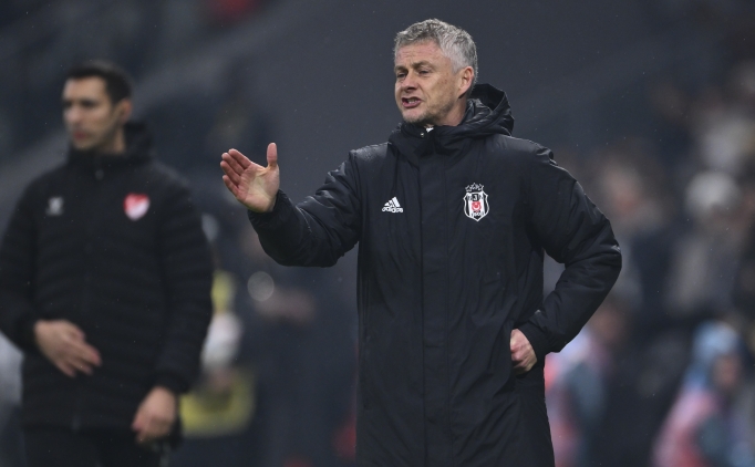 Solskjaer'den 10 y�l sonra bir ilk!