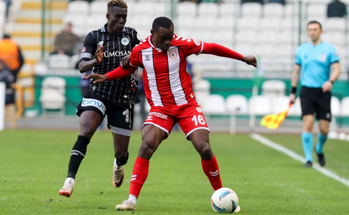 Samsunspor'da 4 isim ceza s�n�r�nda