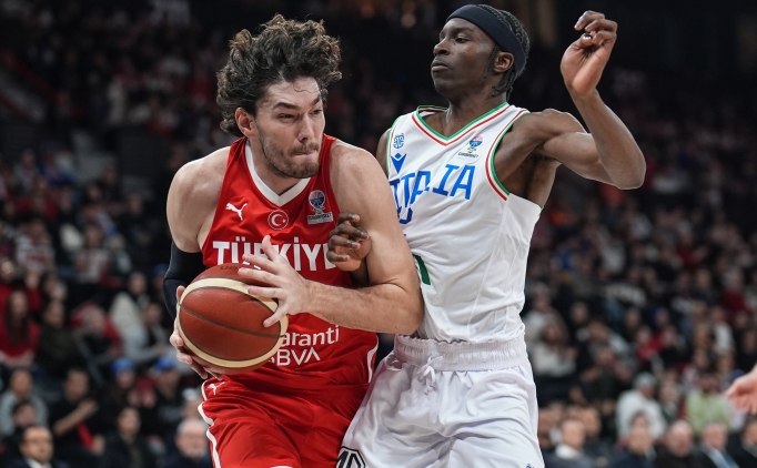 12 Dev Adam, liderli�i �talya'ya b�rakt�!