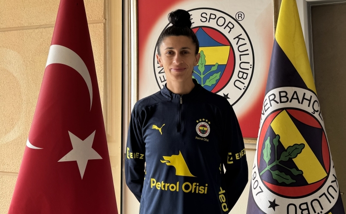 Ya�mur Uraz: 'Fenerbah�e ile �ampiyonluk ya�amak istiyorum'