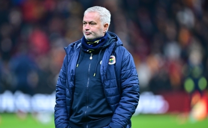 Jose Mourinho, Galatasaray'� evinde deviremiyor!