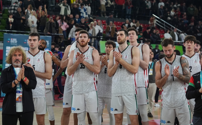 Kar��yaka, ligde kazanmay� unuttu