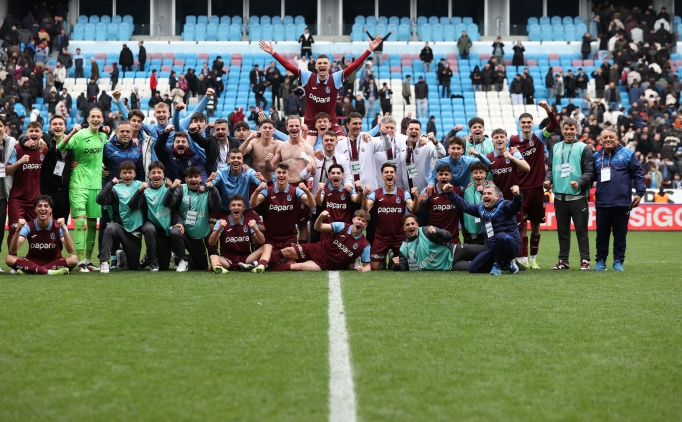 Trabzonspor U19'dan tarihi ba�ar�