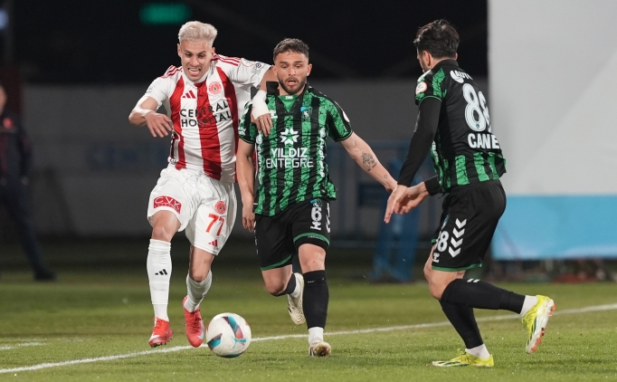 Lider Kocaelispor, 10 ki�i kald��� ma�ta 1 puan� kapt�