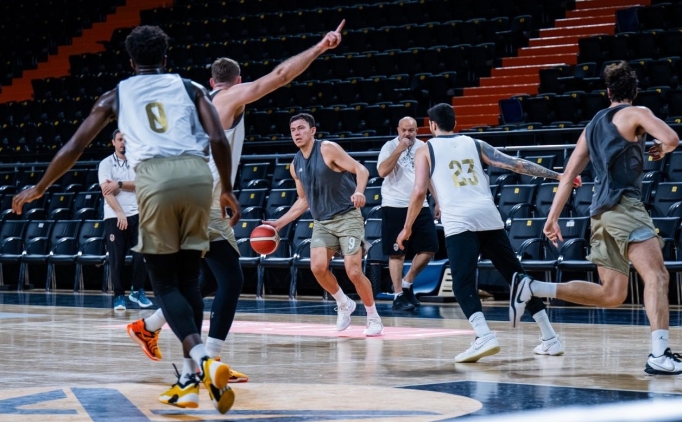 Mersinspor, Be�ikta� Fibabanka ma��n�n haz�rl�klar�n� s�rd�r�yor