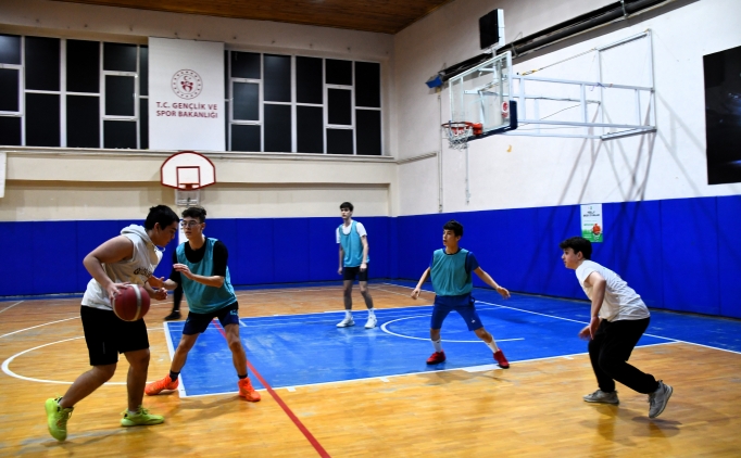 'Sokaklar Bizim 3x3 Basketbol Turnuvas�' Bilecik'te yap�ld�