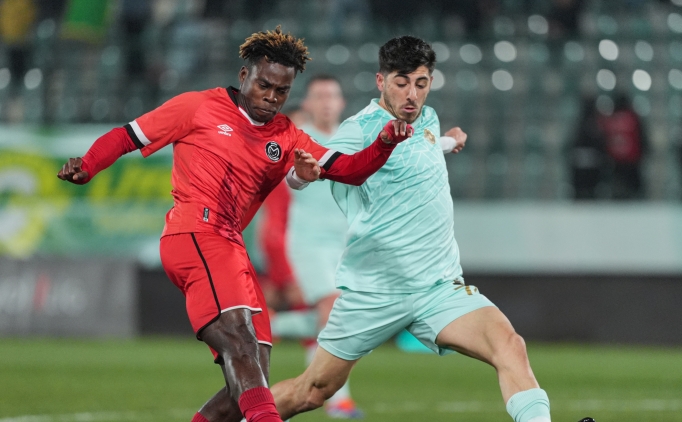 Esenler Erokspor - Manisa ma��nda kazanan yok!