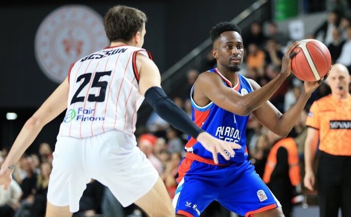 Anadolu Efes, Manisa'da kazand�