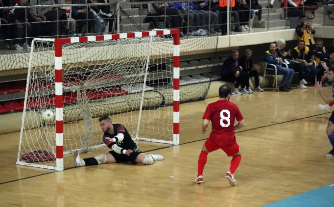 A Milli Futsal Takmmz, Slovakya'ya kaybetti