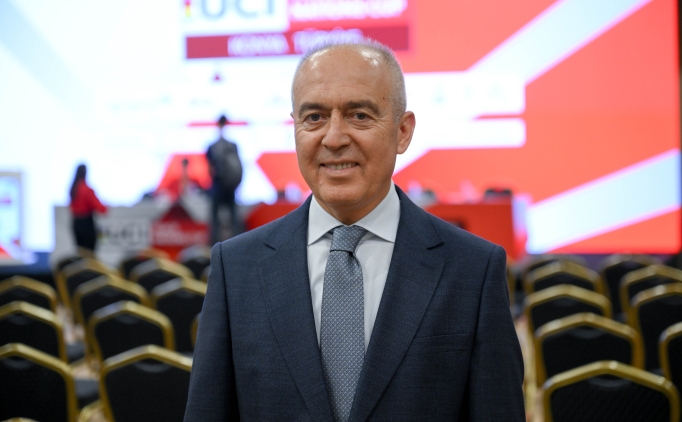 Pist bisikletinde gelece�in y�ld�zlar� yeti�ecek