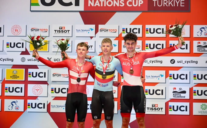 UCI Pist Bisikleti Uluslar Kupas�'nda ilk g�n tamamland�