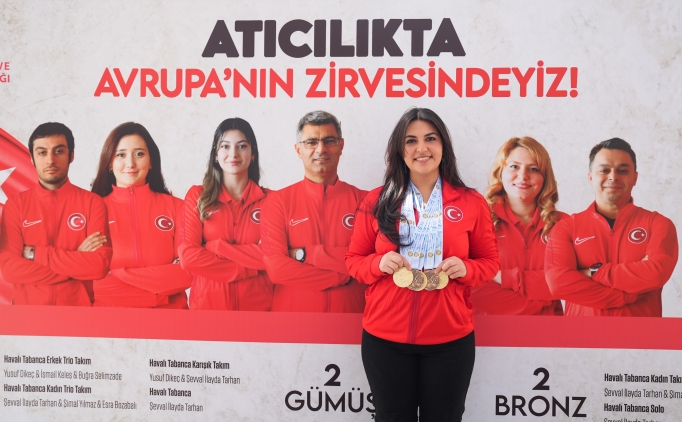 Tarih yazan T�rk kad�n at�c�: �evval �layda Tarhan