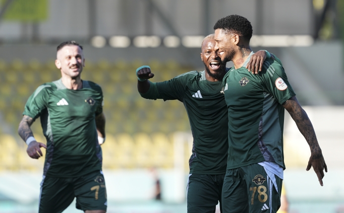 Esenler Erokspor'dan Fatih Karag�mr�k'e b�y�k yara!