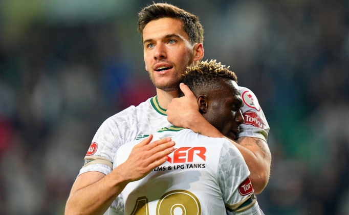 Ziraat T�rkiye Kupas�'nda ilk yar� finalist Konyaspor!