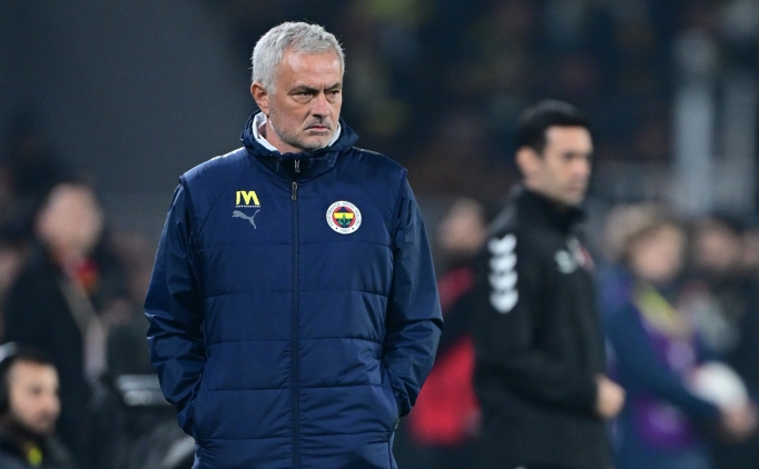 Savc�l�ktan Jose Mourinho karar�!