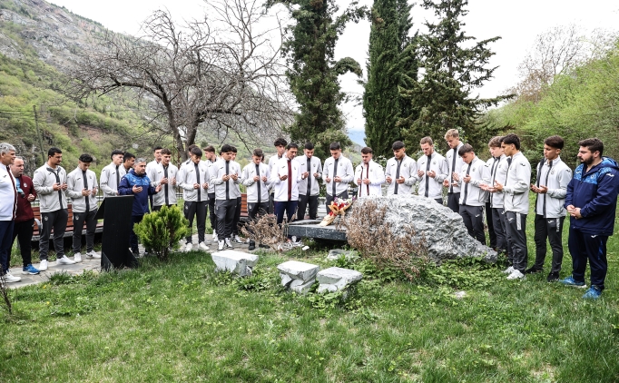 Trabzonspor U19'dan anlaml� ziyaret