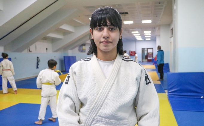 Kura� sporcusu Hilal G�ktekin'in hedefi Avrupa �ampiyonlu�u