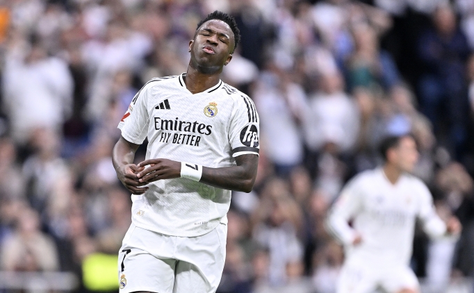 Real Madrid'den Valencia kar��s�nda kay�p!