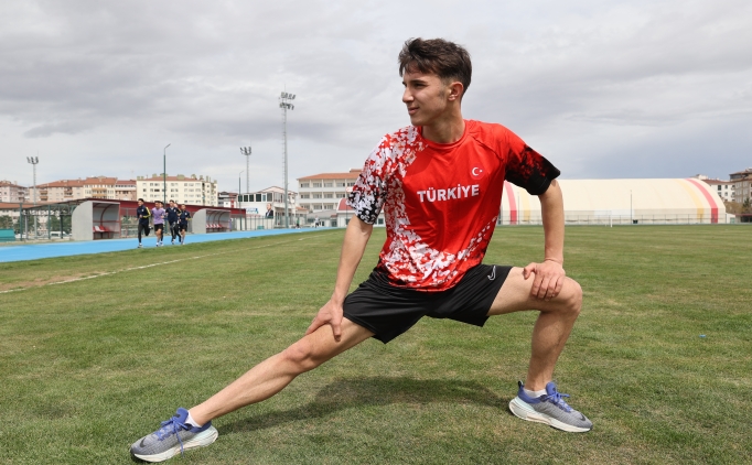 T�rkiye �ampiyonas�'nda yal�n ayak ko�tu, hedefi �ampiyonluk