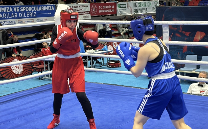 Okul Sporlar� Gen�ler T�rkiye Boks Birincili�i ba�lad�