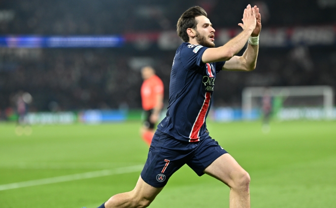 Harika gollerin oldu�u ma�ta PSG, Aston Villa'y� y�kt�!