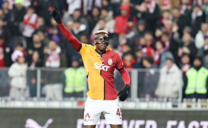 �mit Karan: 'Osimhen insan�n akli dengesiyle oynar'