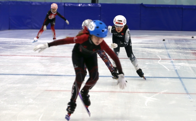 Short Track ANAL�G T�rkiye Birincili�i, Kars'ta ba�lad�