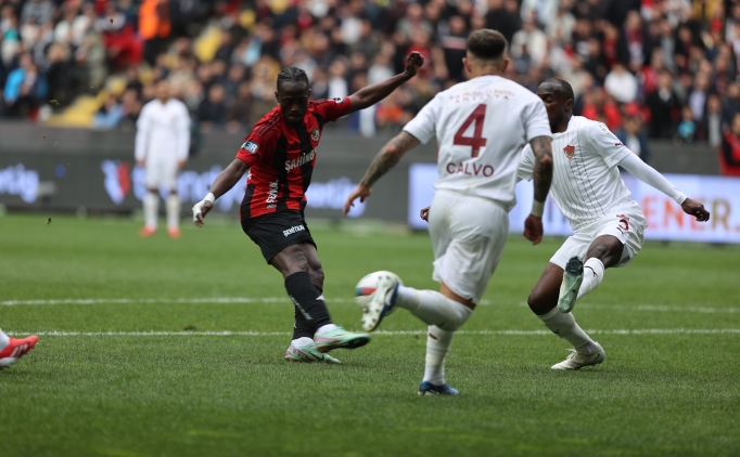 Hatay skoru koruyamad�; Gaziantep iki ma� sonra g�ld�