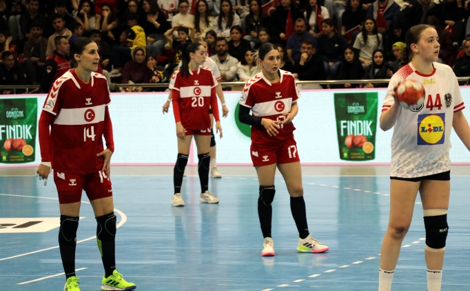 Milli Kad�n Hentbol Tak�m� Avusturya'ya ma�lup