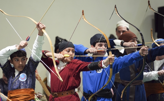 Geleneksel T�rk Ok�uluk Federasyonu, sporcu say�s�ndaki art��tan memnun